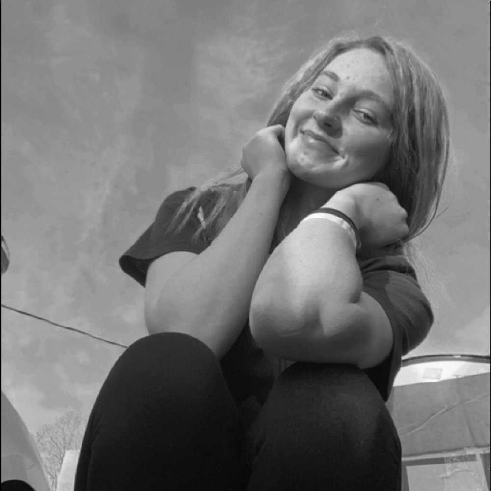 Meet your Posher, Kenzie